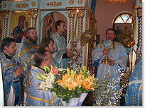Архиерейское праздничное богослужение. <Нажмите, чтобы увеличить>