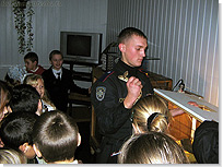 В живом уголке. <Нажмите, чтобы увеличить>