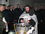 На Крещение в воинской части МВД