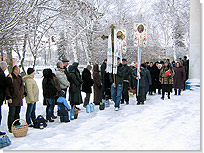 Крестный ход в Ракитном. <Нажмите, чтобы увеличить>